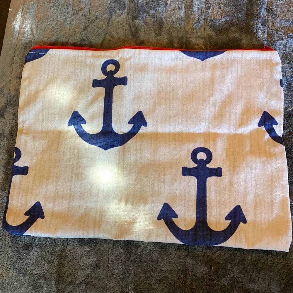 NWOT Clutch-bag
